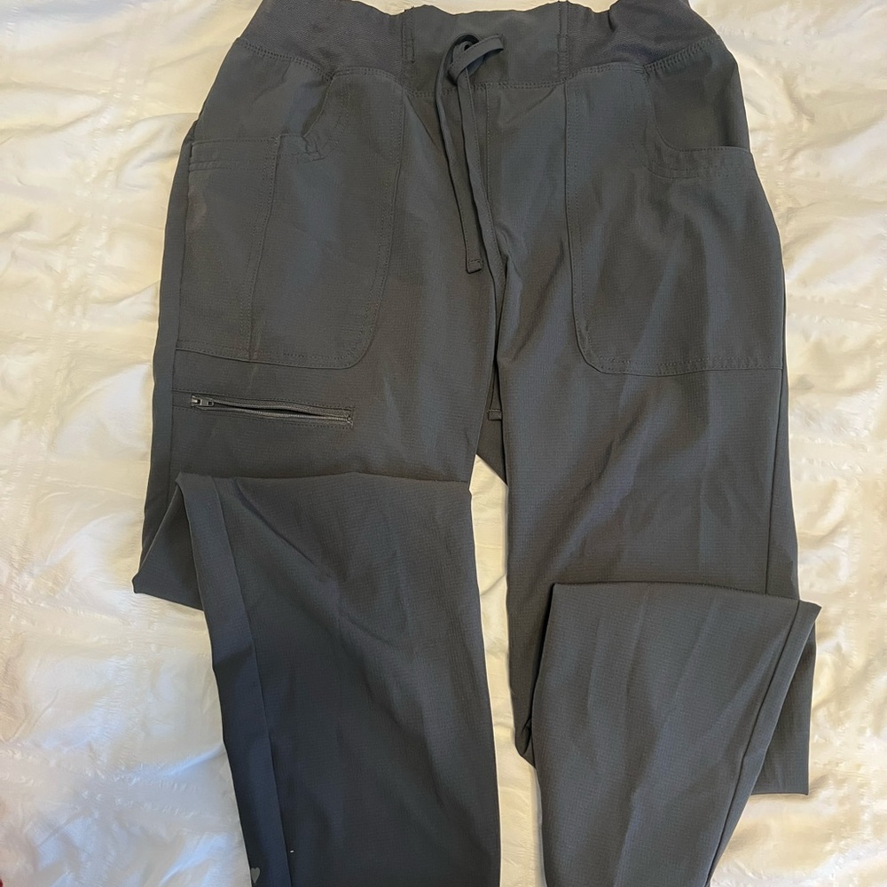 ALL HEART SCRUB PANTS/ JOGGERS